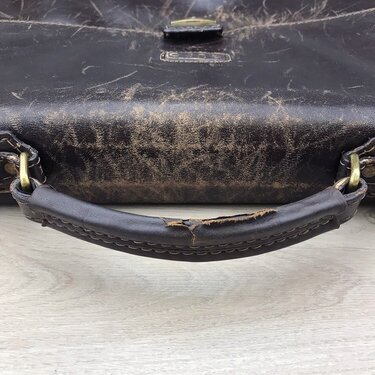 briefcase-repair
