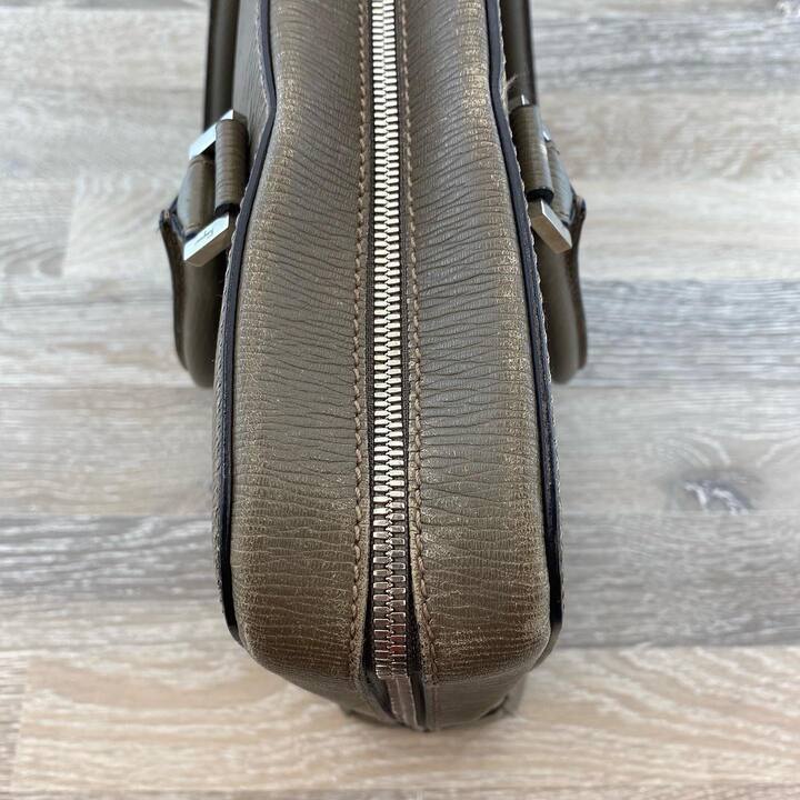 briefcase-repair