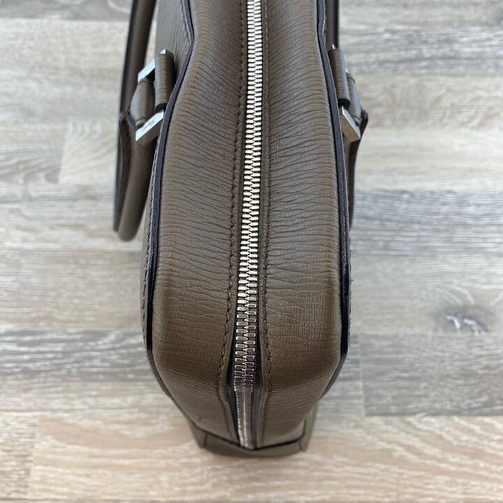 briefcase-repair
